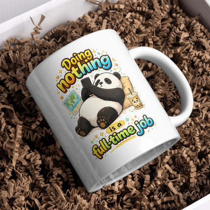 Kubek ceramiczny Doing Nothing Is My Full-Time Job 330 ml – śmieszny prezent dla leniwca
